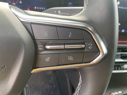 Used 2025 Chevrolet Traverse Z71 w/ Driver Confidence Package image 33