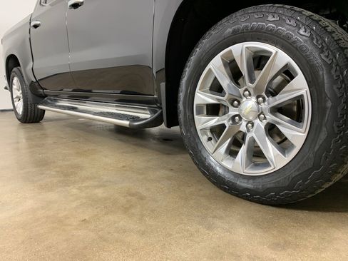 Used 2020 Chevrolet Silverado 1500 LTZ image 6