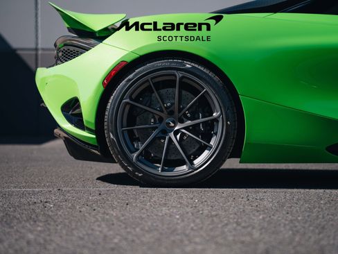 Used 2025 McLaren 750S Spider image 20