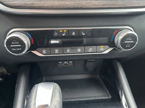 Used 2020 Nissan Altima 2.5 SL image 14