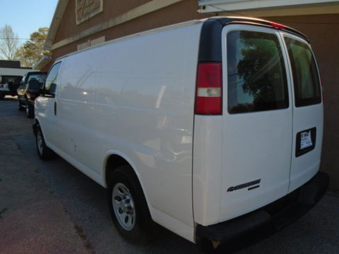 Used 2014 Chevrolet Express 1500 RWD 1500 135 image 6