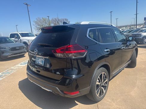 Used 2020 Nissan Rogue SL image 3
