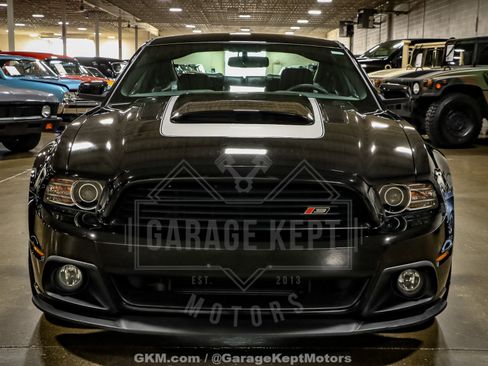 Used 2013 Ford Mustang GT Premium RWD image 20