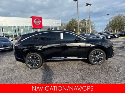 Certified 2025 Nissan Murano Platinum w/ Cargo Package image 4
