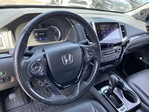 Used 2019 Honda Ridgeline RTL-E image 17