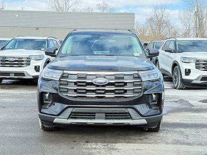 New 2026 Ford Explorer Active w/ Active Comfort Package