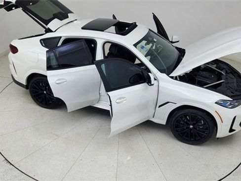 Used 2026 BMW X6 xDrive40i image 84