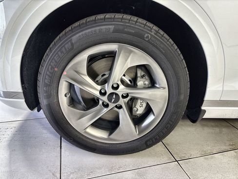 New 2026 Genesis GV70 2.5T AWD/4WD image 18