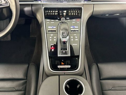 Certified 2023 Porsche Panamera 4 Platinum Edition AWD/4WD image 16