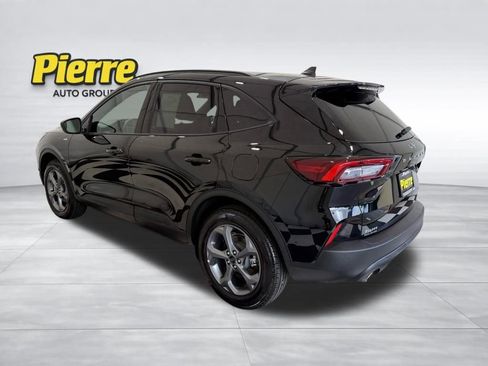 Used 2025 Ford Escape ST-Line image 2