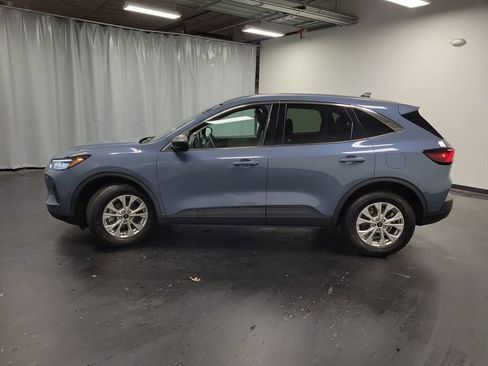 Used 2023 Ford Escape Active image 5