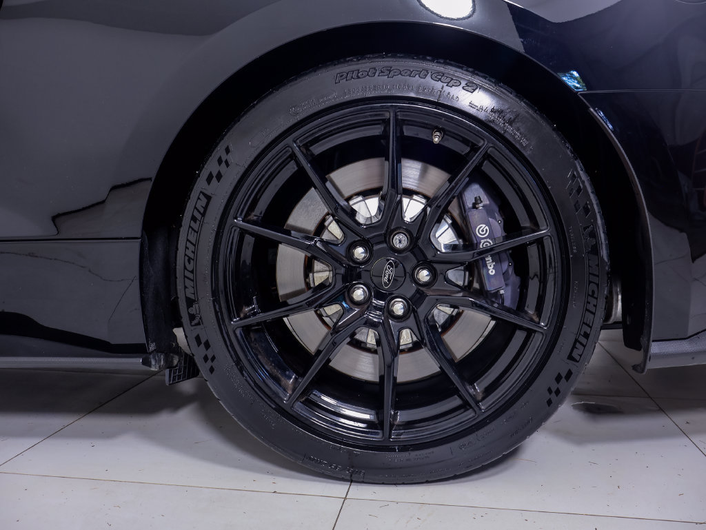 Used 2020 Ford Mustang Shelby GT350 w/ Technology Package RWD image 27