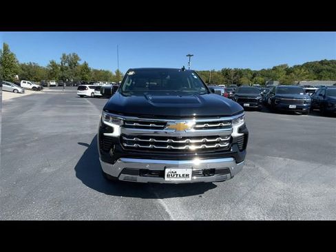 Used 2024 Chevrolet Silverado 1500 LTZ w/ LTZ Premium Package image 4