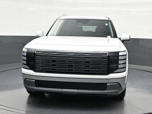 Used 2026 Hyundai Palisade Limited FWD image 9