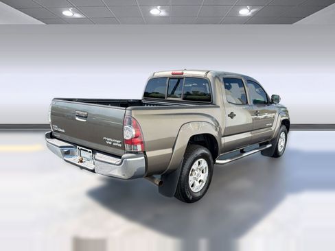 Used 2010 Toyota Tacoma PreRunner image 8