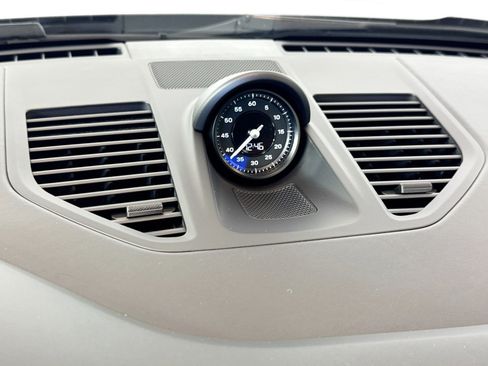 Certified 2025 Porsche 911 Carrera GTS image 29