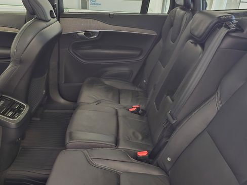 Certified 2022 Volvo XC90 T6 Inscription w/ Climate Package image 17