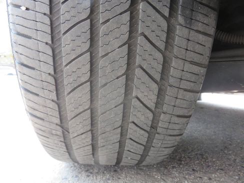 Used 2013 Mercedes-Benz C 300 4MATIC Sedan image 34