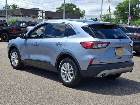 Certified 2022 Ford Escape SE w/ Convenience Package FWD image 7
