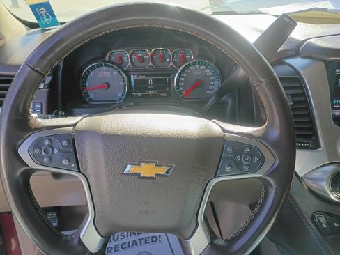 Used 2019 Chevrolet Tahoe LT w/ Luxury Package AWD/4WD image 17
