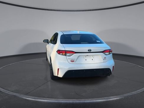 Certified 2025 Toyota Corolla SE FWD image 7
