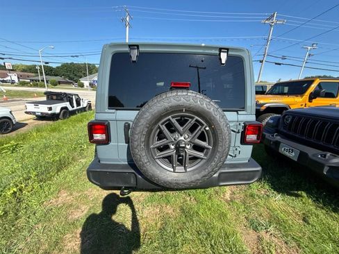 New 2026 Jeep Wrangler Unlimited Sport AWD/4WD image 4