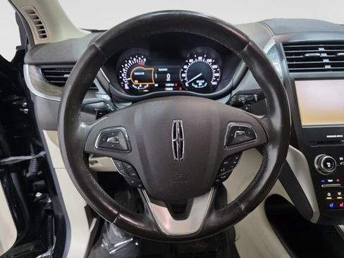 Used 2017 Lincoln MKC Reserve w/ Lincoln MKC Climate Package AWD/4WD image 15