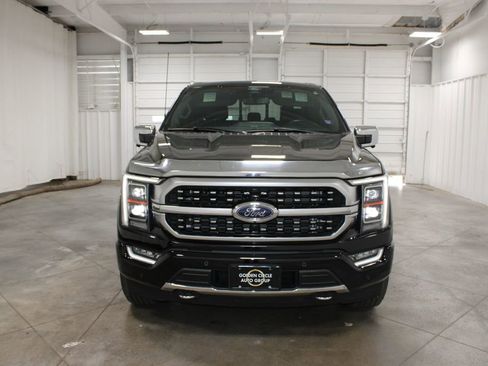 Used 2022 Ford F150 Platinum w/ FX4 Off-Road Package AWD/4WD image 3