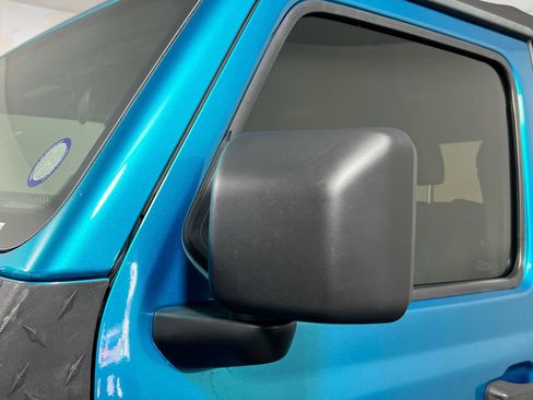 Used 2020 Jeep Wrangler Sport image 12