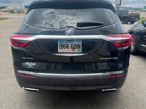 Used 2018 Buick Enclave Premium w/ Trailering Package AWD/4WD image 7