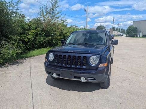 Used 2016 Jeep Patriot High Altitude AWD/4WD image 1