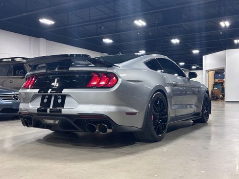 Used 2022 Ford Mustang Shelby GT500 w/ Technology Package image 9
