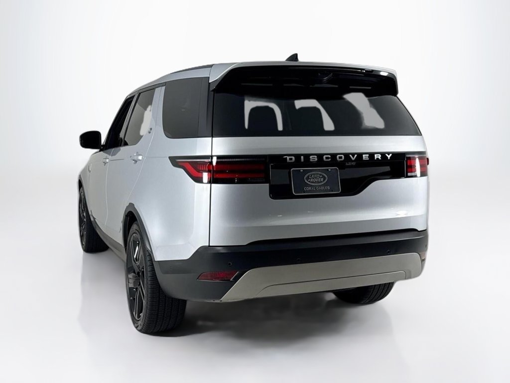 Used 2024 Land Rover Discovery S AWD/4WD image 3