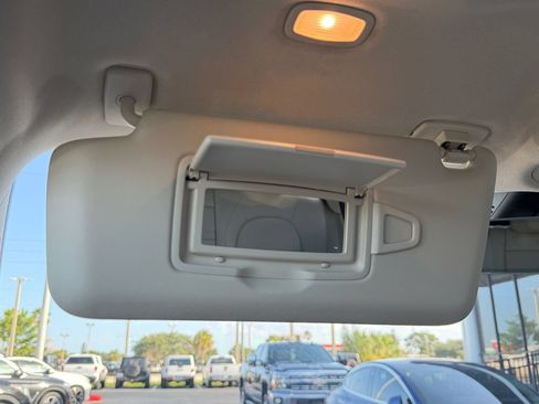 Used 2021 Mercedes-Benz GLC 300 4MATIC image 28