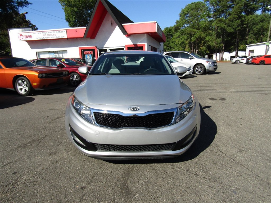 Used 2013 Kia Optima LX w/ Convenience Plus Pkg FWD image 2