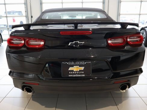 Used 2023 Chevrolet Camaro LT w/ Technology Package image 4