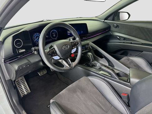 Used 2022 Hyundai Elantra N FWD image 10