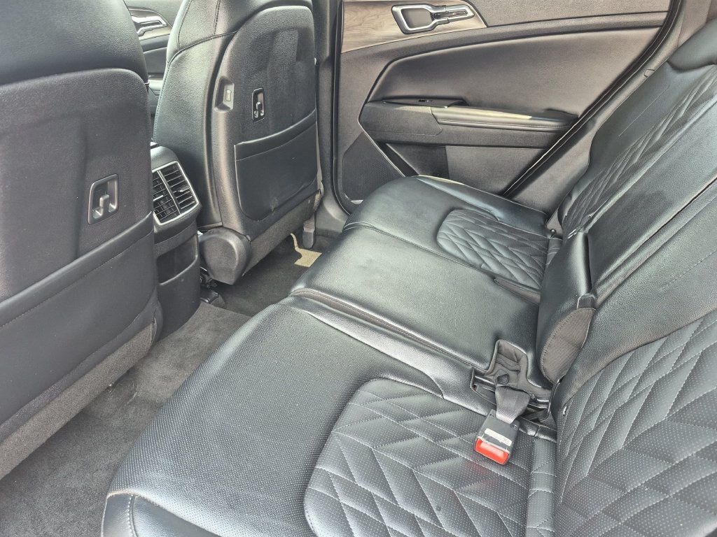 Used 2023 Kia Sportage X-Pro AWD/4WD image 13