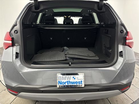 Used 2025 BMW X3 xDrive30i w/ Convenience Package image 21