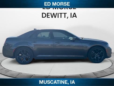 Used 2023 Chrysler 300 S image 6