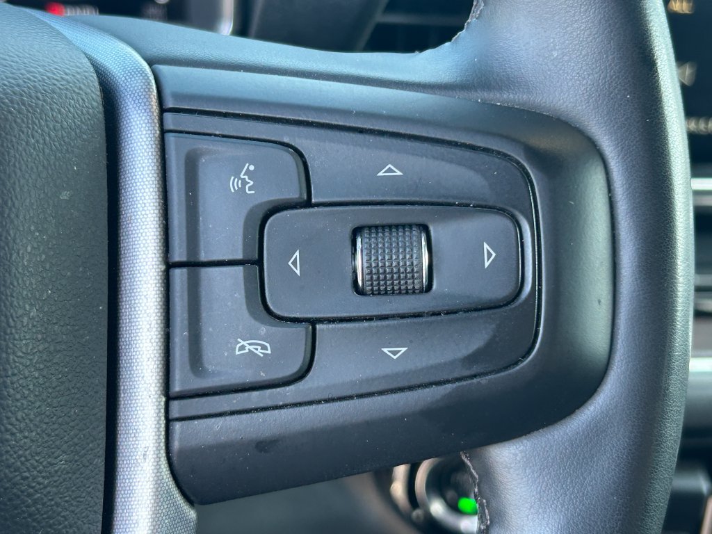 Used 2025 GMC Sierra 1500 SLT AWD/4WD image 19