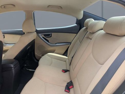 Used 2013 Hyundai Elantra GLS w/ Preferred Pkg FWD image 12