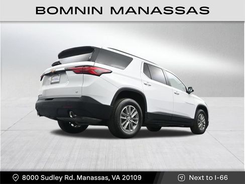 Used 2023 Chevrolet Traverse LT AWD/4WD image 35