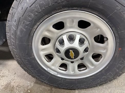 Used 2021 Chevrolet Silverado 3500 W/T image 38