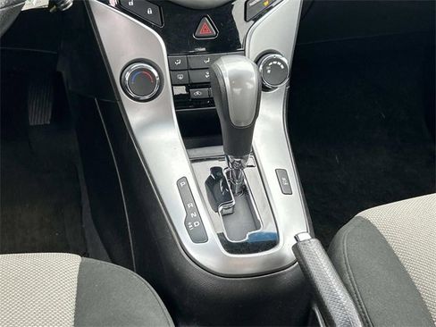 Used 2012 Chevrolet Cruze LS w/ Connectivity Package image 15