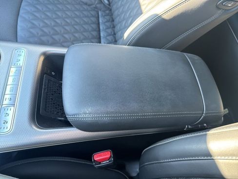 Used 2024 Genesis GV60 Performance image 20