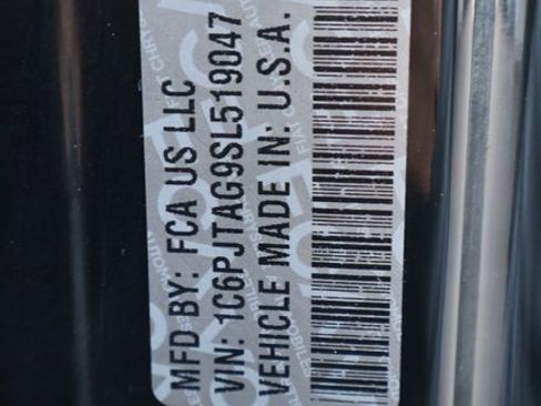 Used 2025 Jeep Gladiator Willys image 26