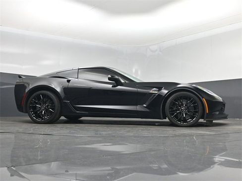 Used 2015 Chevrolet Corvette Z06 w/ 2LZ Preferred Equipment Group image 48