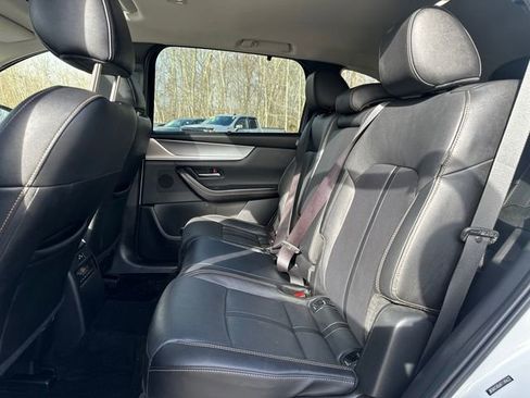 Used 2024 MAZDA CX-90 3.3 Turbo w/ Preferred Plus AWD/4WD image 15