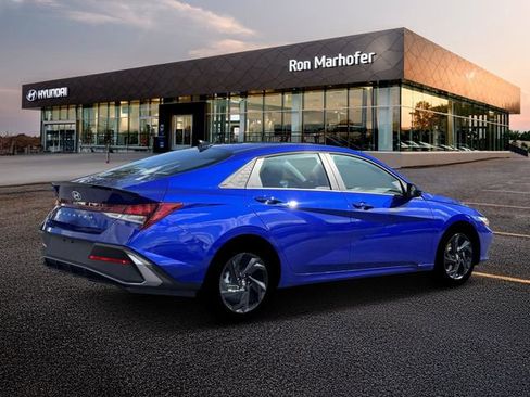 New 2026 Hyundai Elantra Sport image 8